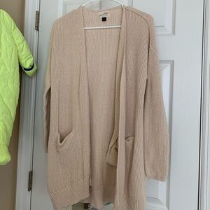 Universal thread cardigan sweater